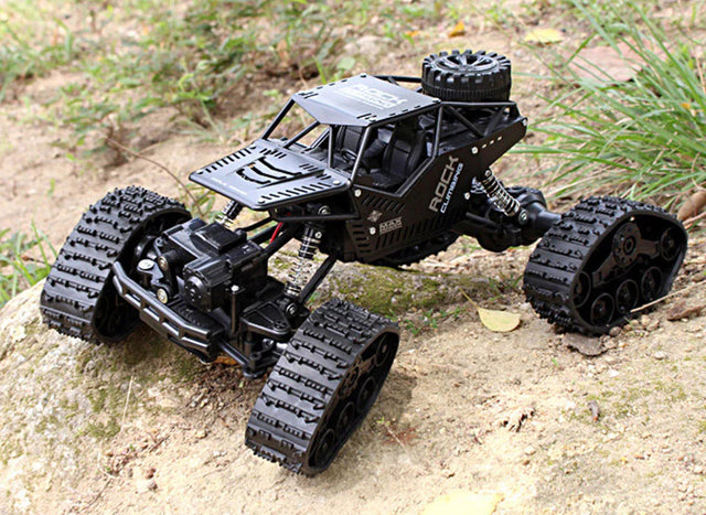 Fjernstyret Rock Crawler bil med 2 sæt dæk 2-i-1