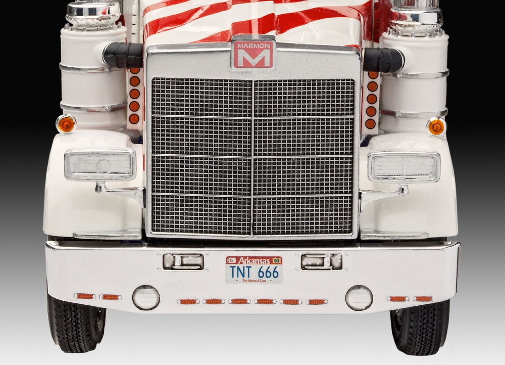 Revell 07429 Marmon Conventional Stars and Stripes – 1:25 Modelbyggesæt