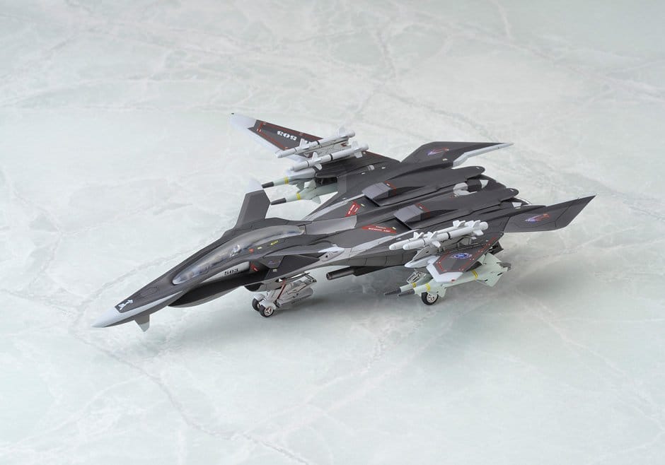 Yukikaze Fairy Air Force Tactical Reconnaissance Model Kit 1/100 FFR-41MR Mave Yukikaze Renewal Ver. 19 cm