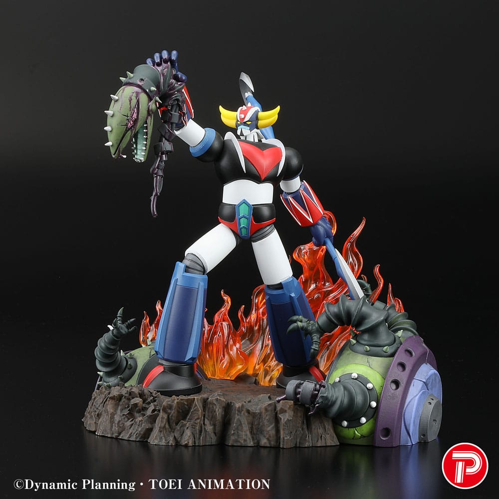Grendizer Scene Selection 01 PVC Statue Grendizer a cry of Victory 14 cm