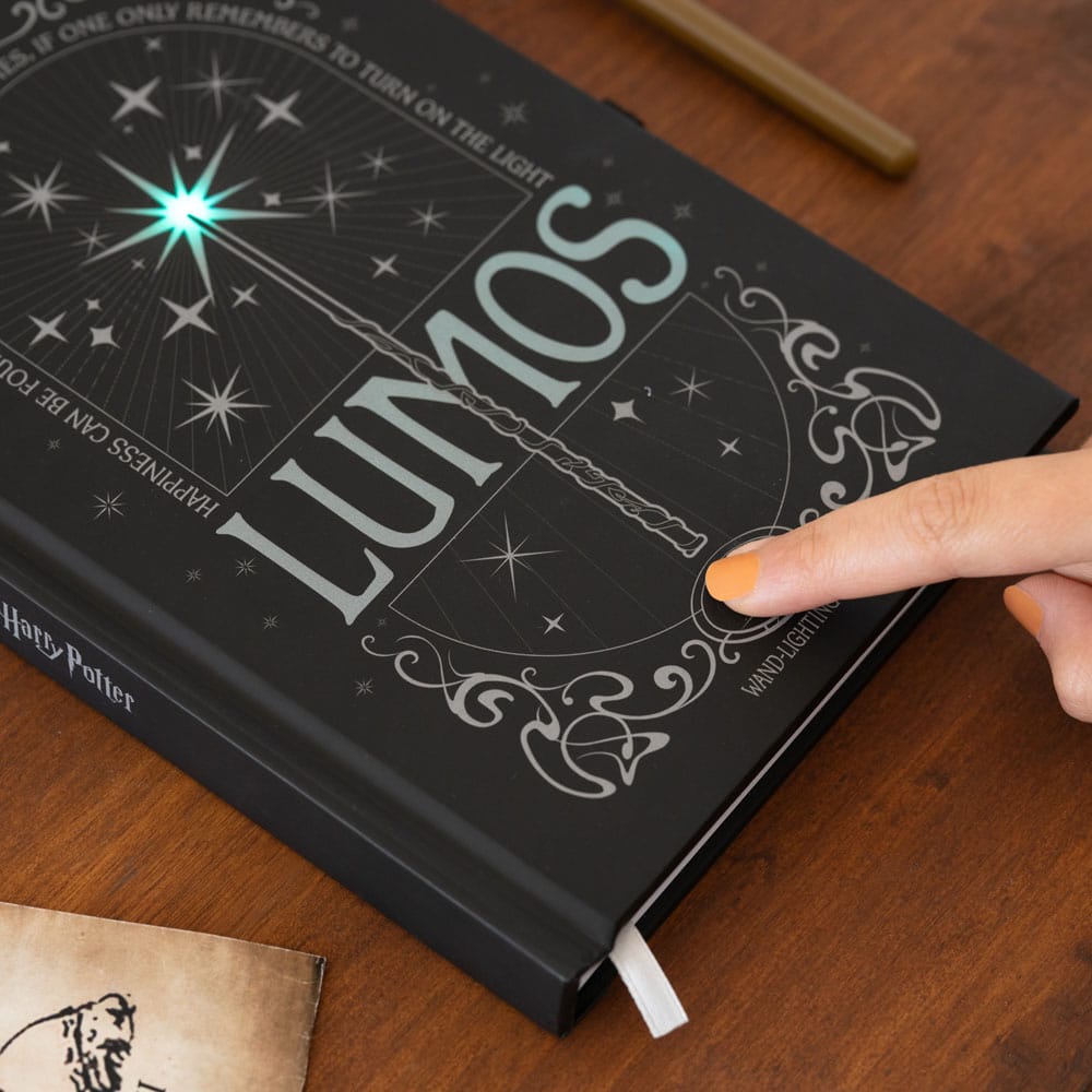 Harry Potter Premium Notebook A5 with Light Lumos Maxima