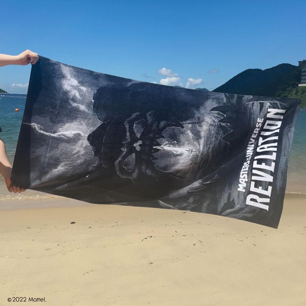 Masters of the Universe - Revelation: Towel Dark Castle Grayskull 140 x 70 cm