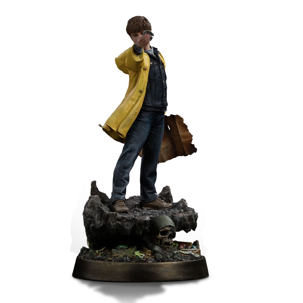 The Goonies Art Scale Statue 1/10 Mikey Walsh (40th anniversary) 21 cm