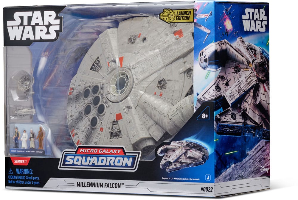 Star Wars Feature Vehicle with Figure Millennium Falcon 23 cm
