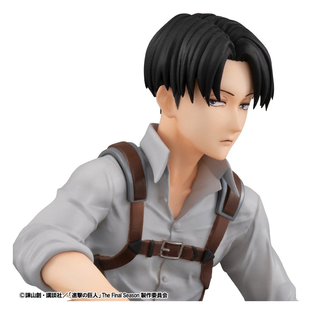 Attack on Titan G.E.M. Series PVC Figure Squad Captain Levi Palm Size 9 cm