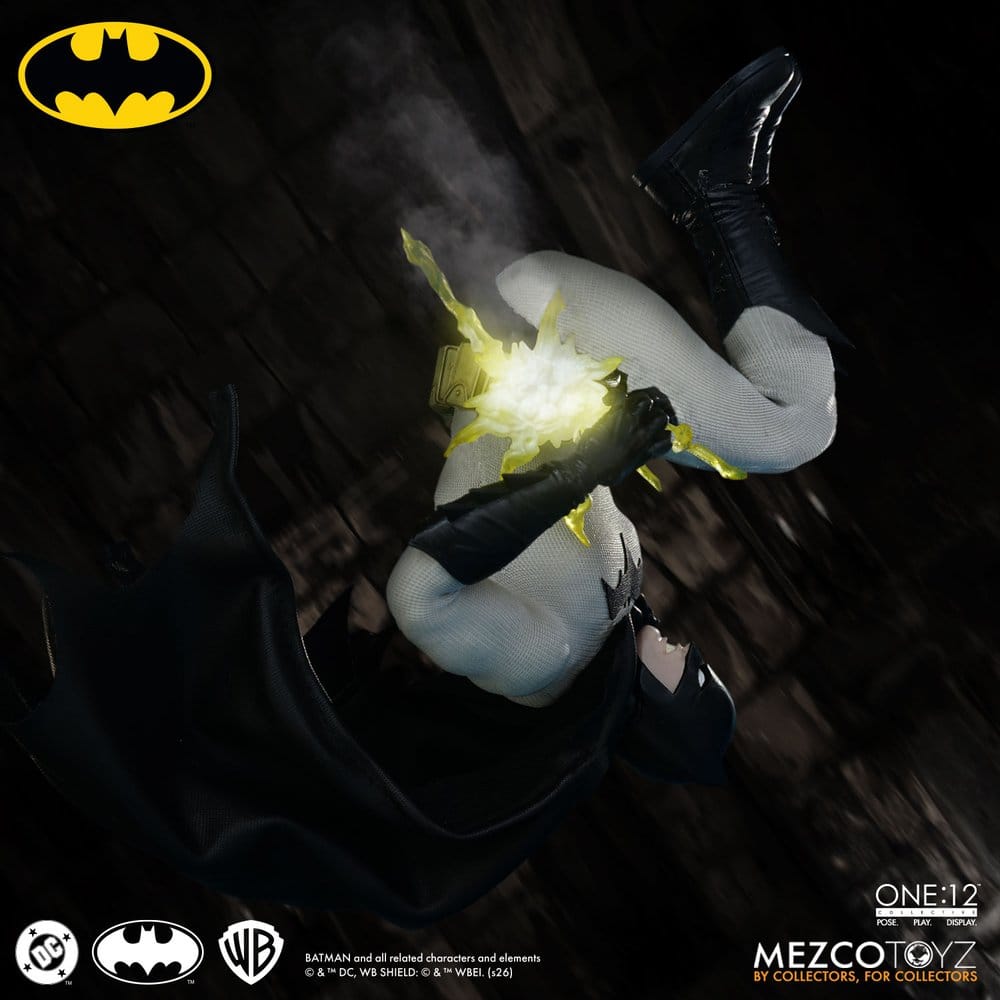 DC Comics Action Figure 1/12 Batman: Year One 17 cm