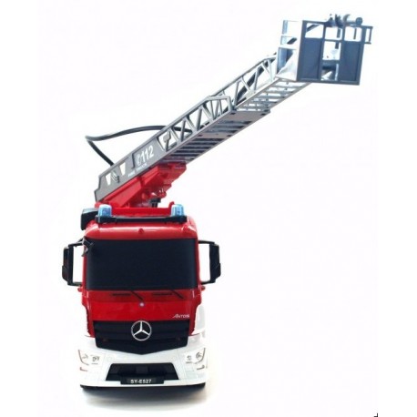 Fjernstyret Mercedes brandbil med vandsprøjte og styrbar stige!
