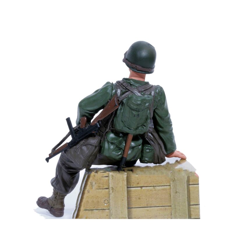 1/16 U.S. Captain Infantry Sitting