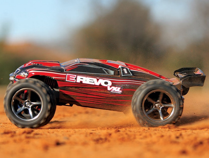 Traxxas E-revo 1/16 VXL 71074-1