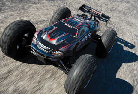 Traxxas E-Revo 1/10 4WD Brushless Monster Truck