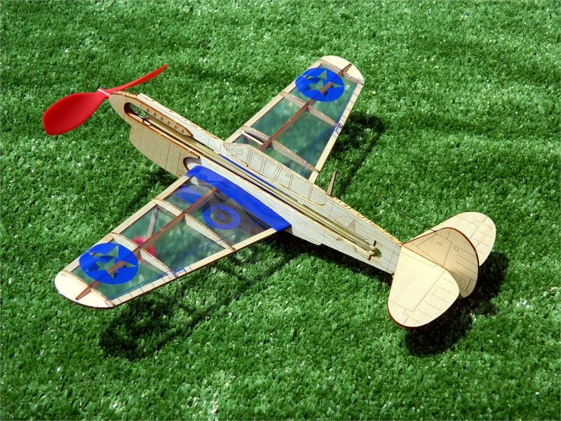 U.S. Warhawk - flot professionel elastikflyver