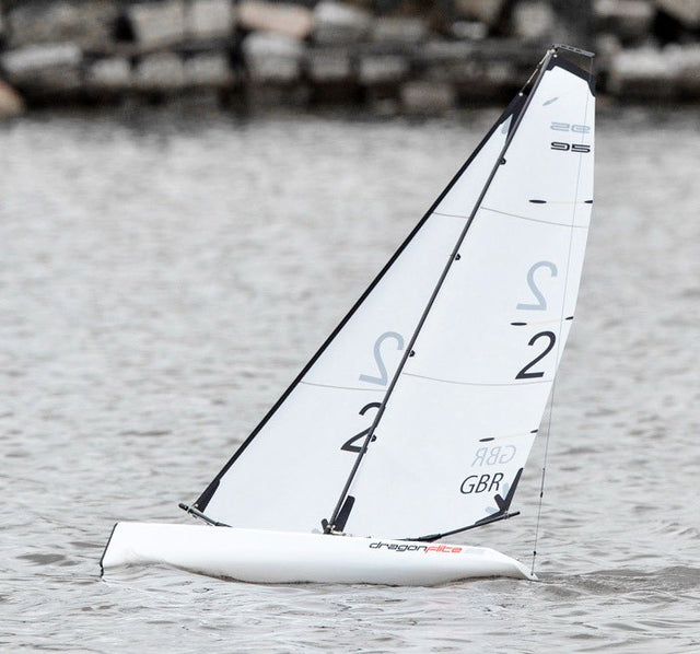 Sailboat Dragon Flite 95 w/o radio JW8811ARTR