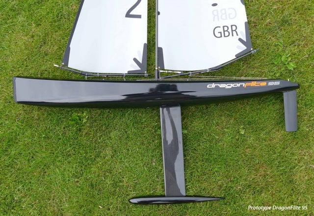 Sailboat Dragon Flite 95 w/o radio JW8811ARTR