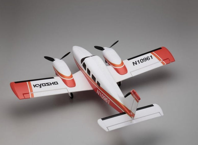 Kyosho 900mm Size Super Scale Flying Model PIPER PA34 VE29Twin
