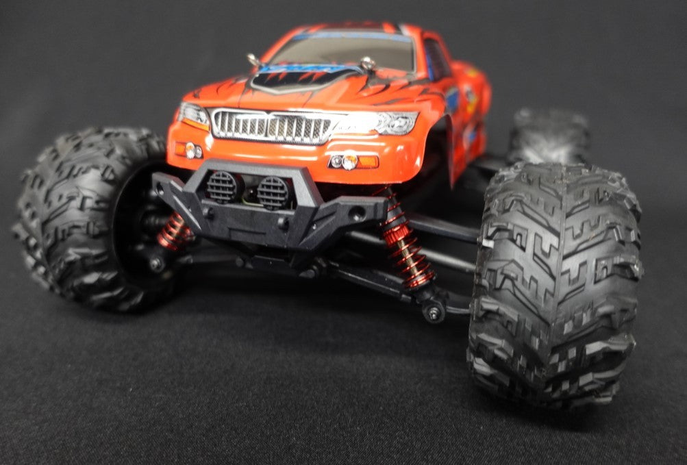 X-truck - hurtig lille fjernstyret bil