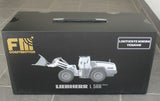 Huina 1583 - Liebherr 586 XPower - Stor metal fjernstyret gummiged