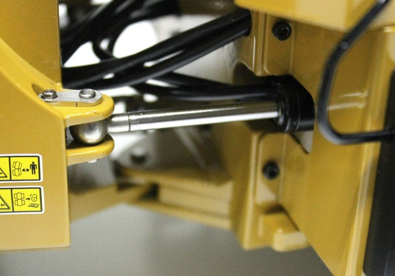 Hydraulik gummiged K966 fra Huina