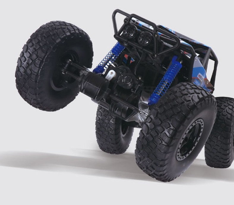 Super Offroader bil med 4WD trækker på alle 4 dæk!