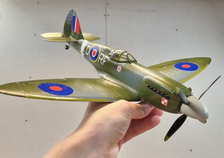 Airnox UMS Spitfire RTF 4ch med 3AXG Gyro