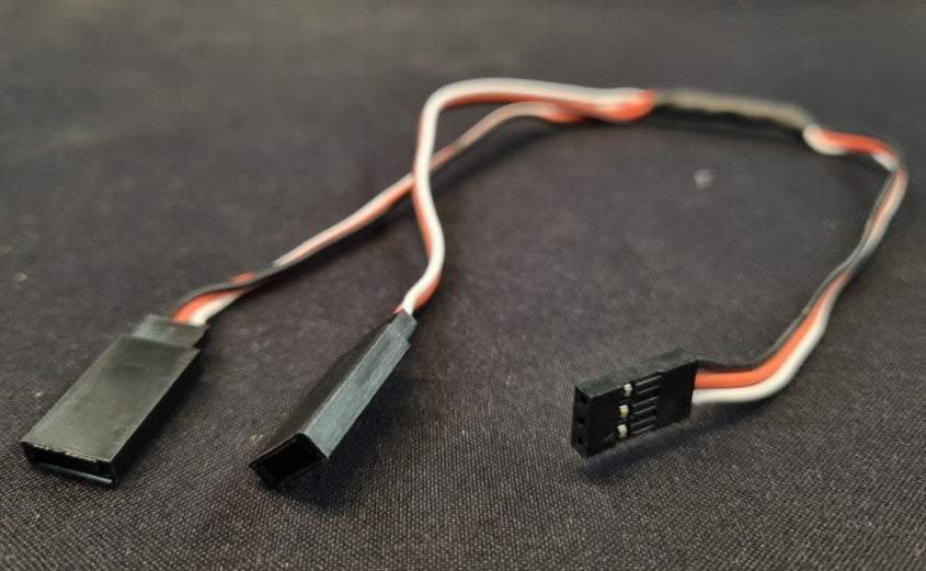 Futaba splitter kabel - han-stik til 2 hun-stik