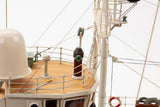 1:45 Calypso plastic hull (red hat edition) Photo