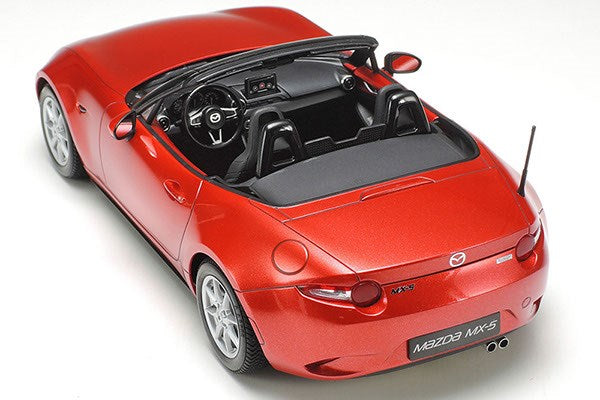 1/24 Mazda MX-5
