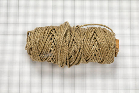 RIGGING THREAD 1,3 MM X 20 M - HEMP COLOR
