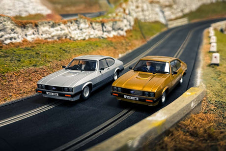 The Professionals Capri twin pack 1:32