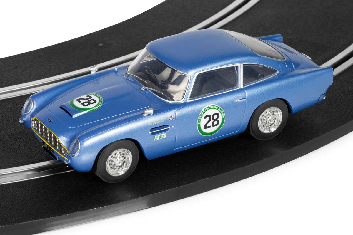 Aston Martin DB5, blue/yellow,  Historic GT Racing