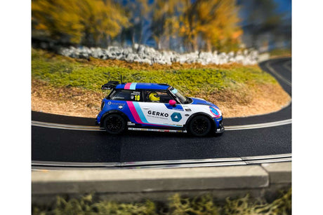 Mini Cooper F56 - Bradley Gravett 2024