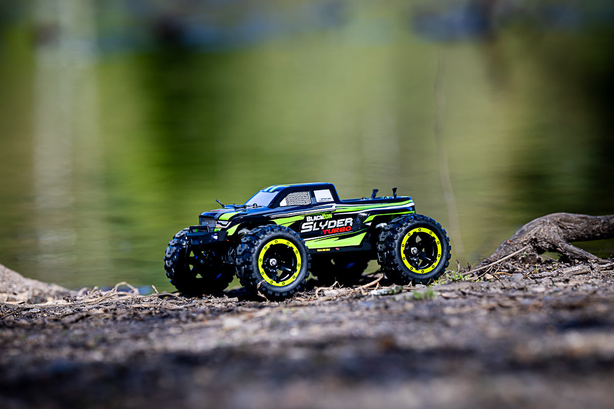 Slyder MT Turbo 1/16 4WD 2S Brushless - Green