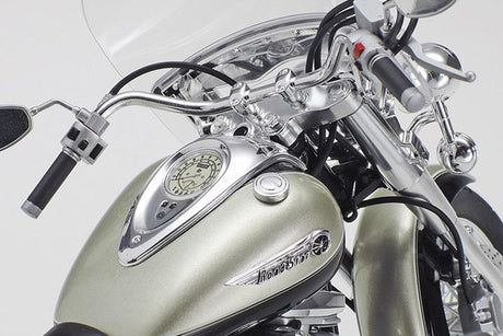 1:12 Yamaha XV1600 Road Star Custom