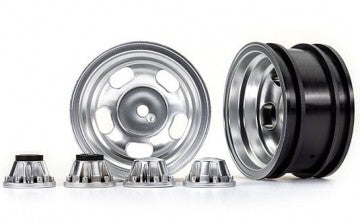 TRX8158 Wheels Satin Chrome 2.2 + Center Caps (for Stub Axle TRX8225A)