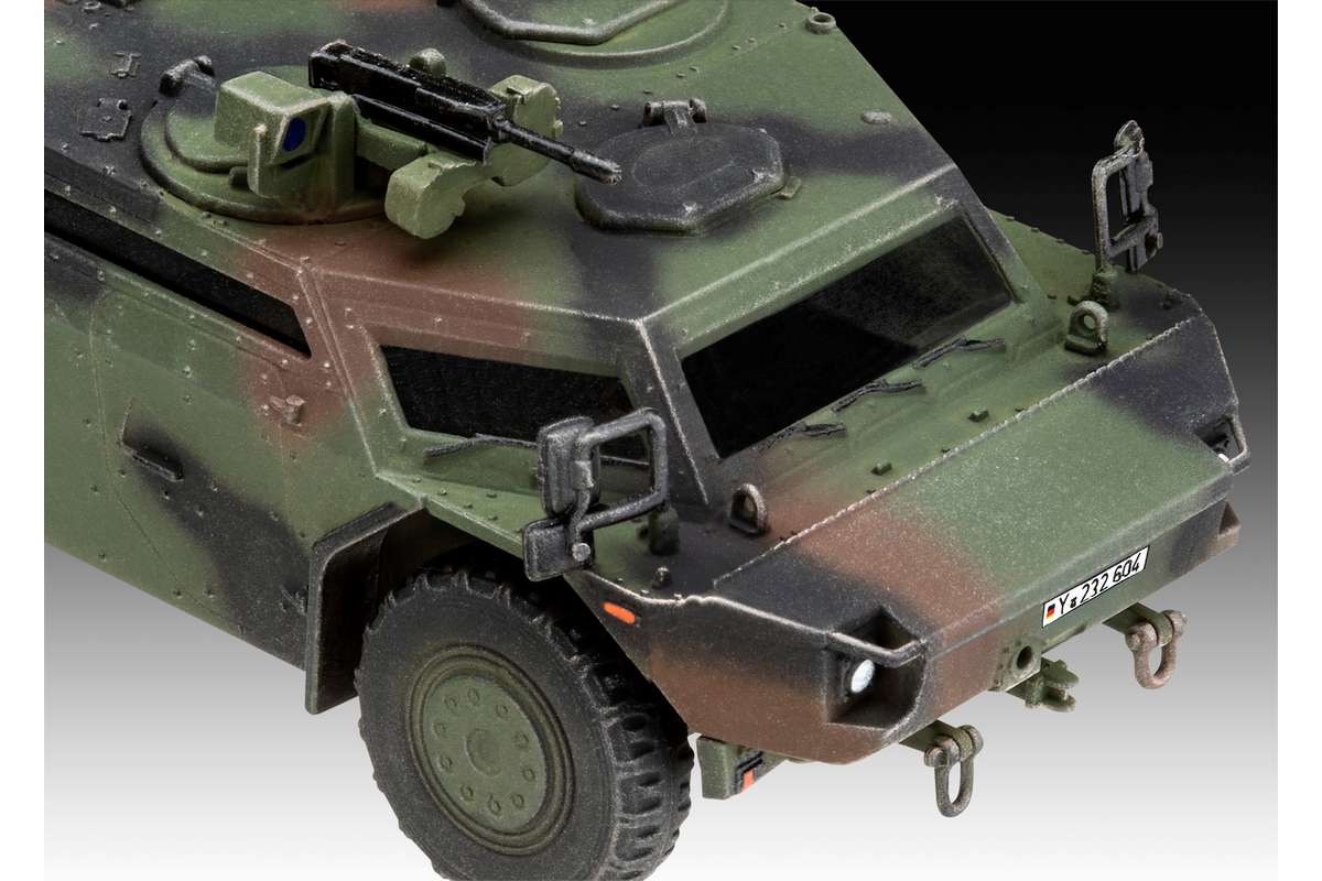 Spähwagen Fennek 1:72