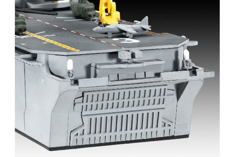 Assault Carrier USS WASP CLASS