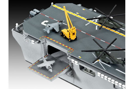 Assault Carrier USS WASP CLASS