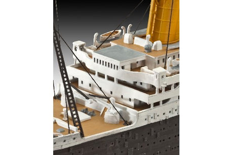 R,M,S, Titanic