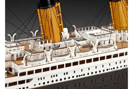 Titanic 100 years (special edition) 1:400