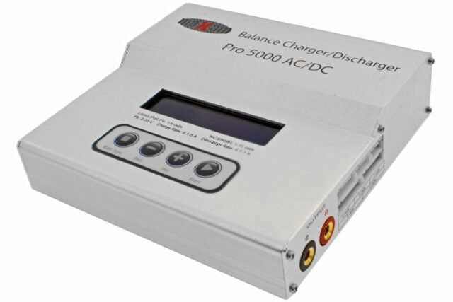 Pro 5000 lynlader 12V / 220 V