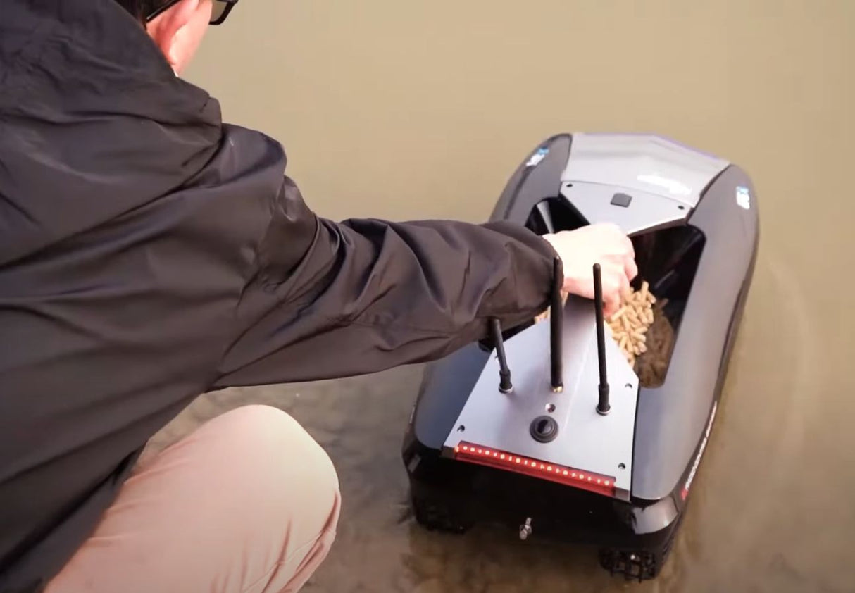 Joysway Fishing People - BAITING 2500 Bait Boat 2.4GHz RTR With GPS