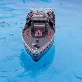 Stor fjernstyret torpedobåd