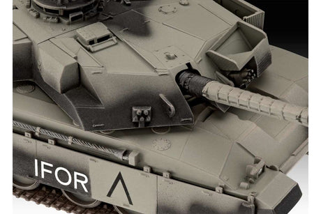 Model Set Challenger 1 1:72