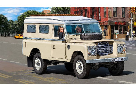Model Set Land Rover Series III LWB 1:24