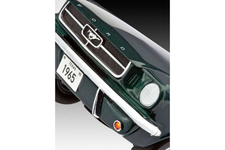Model Set 1965 Ford Mustang 2+2 Fastback 1:24