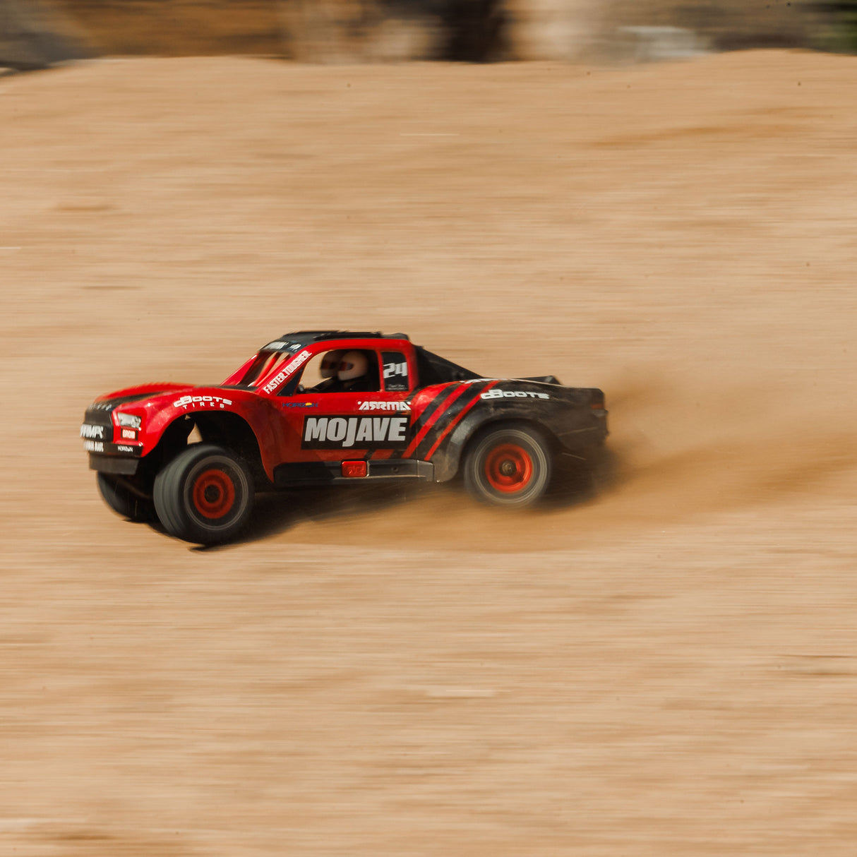 MOJAVE GROM 4x4 SMART Small Scale Desert Truck