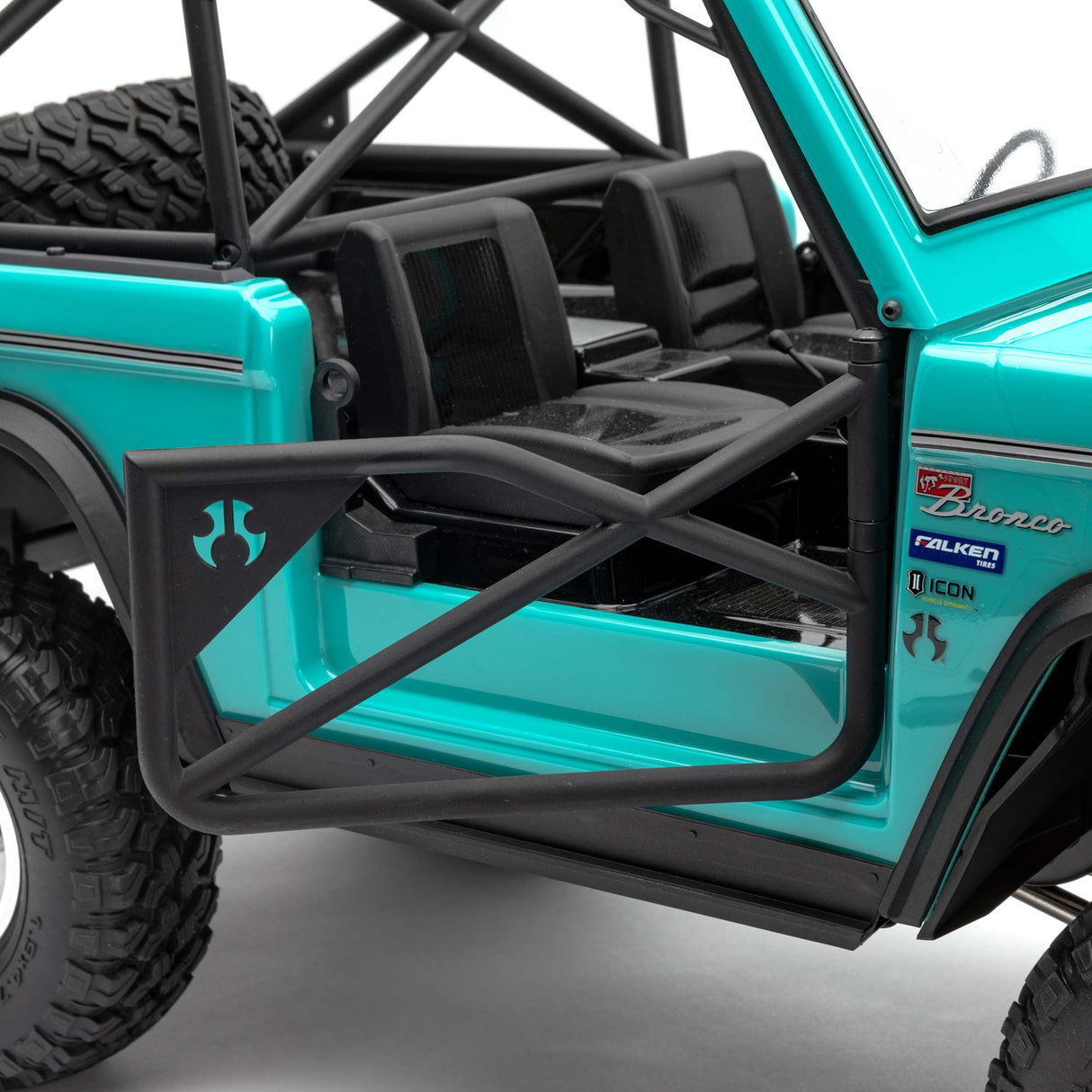 SCX10 III Early Ford Bronco 1/10th 4wd RTR (Teal)
