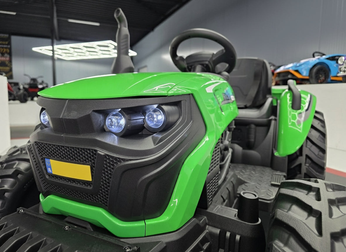 Children's tractor 24 volt with trailer RC