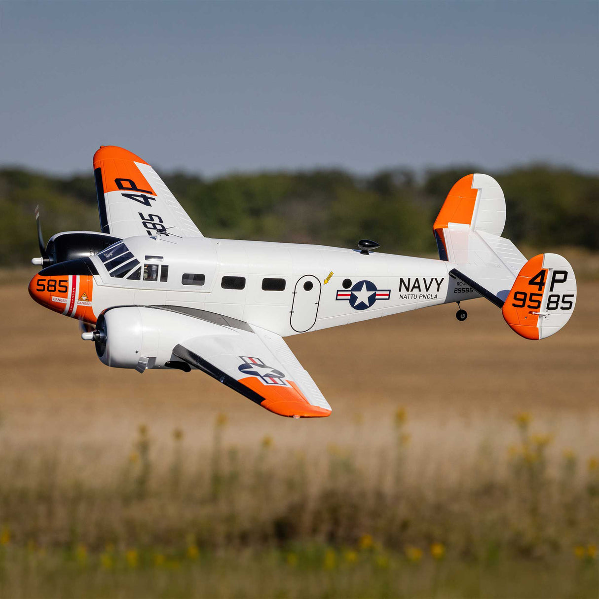 Beechcraft D18/RC-45J 1.5m BNF Basic with AS3X+ and SAFE