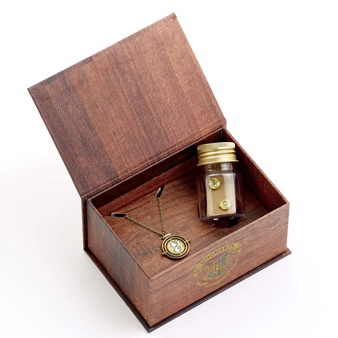 Gift box necklace and earrings time turner