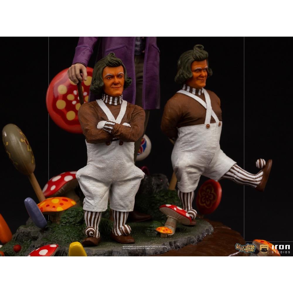 Iron Studios Willy Wonka and the Chocolate Factory - Willy Wonka Statue Deluxe Art Scale 1/10